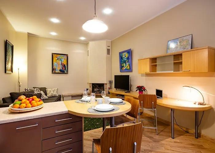 Kalnina Quiet Apartment In City Center