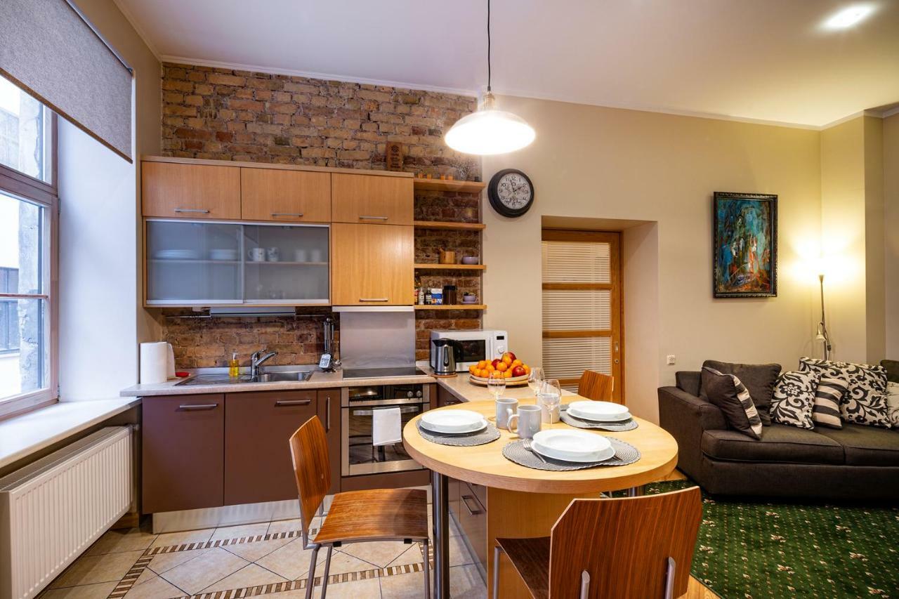Kalnina Quiet In City Center Appartement